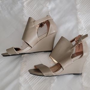 Lane Bryant tan wedge sandals